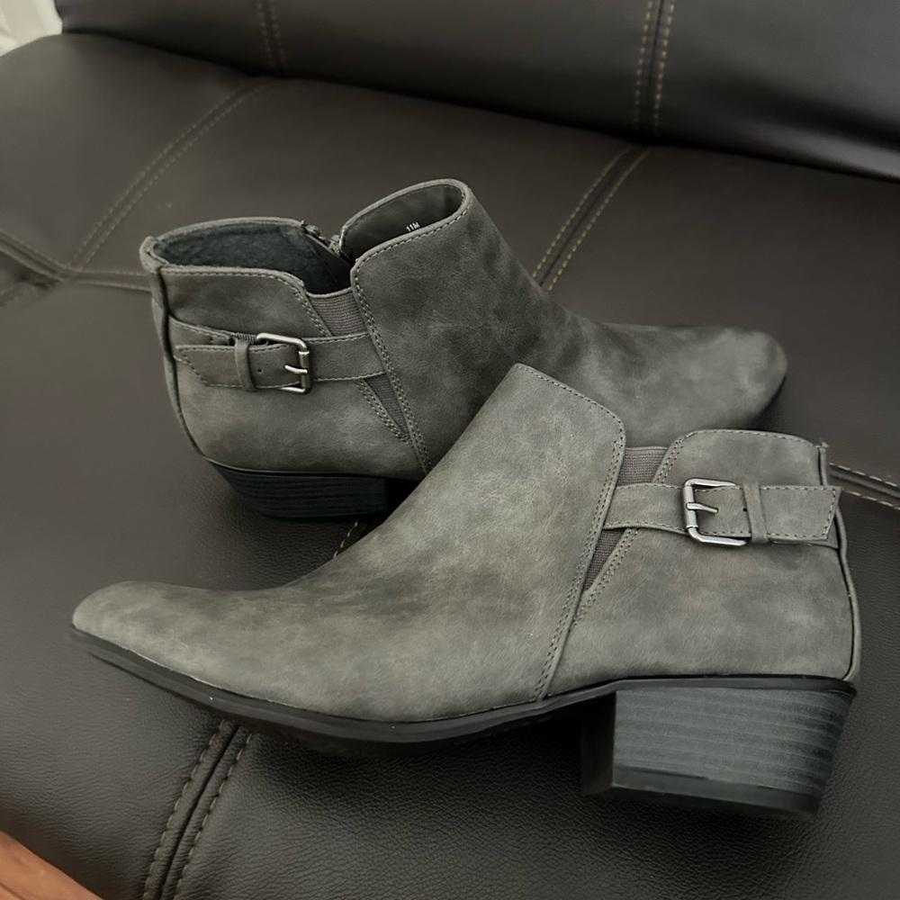Esprit Dark Gray Booties Sz 11